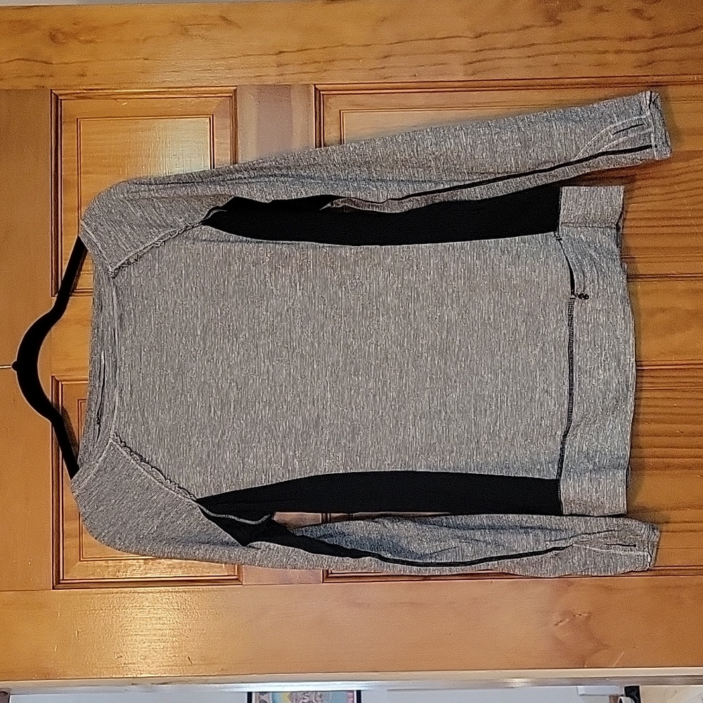 Lululemon long sleeve top gray and black stripes with black mesh panels